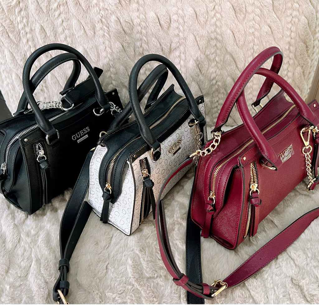 GUESS MEDIUM BAGS
